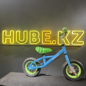 Беговел Sahoo на надувных колесах СИНИЙ