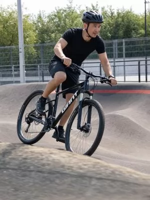 Велосипед Giant XTC 800-T 27,5 рама 18 ЧЕРНЫЙ